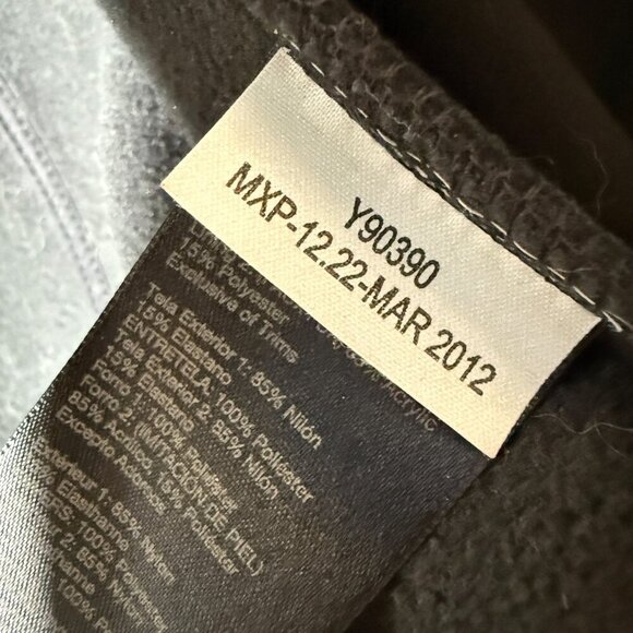 Marmot‎ Women's Coat- Small- Faux Fur Hood (matching vest on seller's listings) - Picture 7 of 9